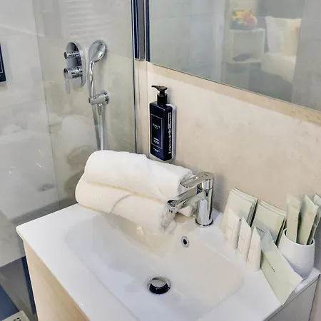 בית הארחה V Collection Jubilee 4*