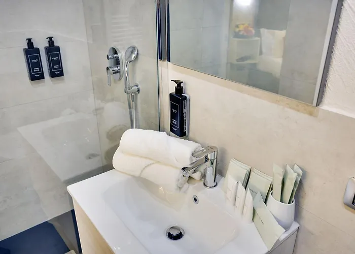 V Collection Jubilee 4*